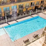 公寓 2 Bedroom Lovely In *