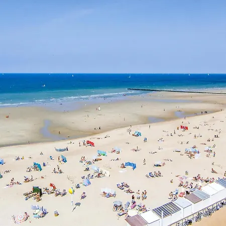 2 Bedroom Lovely In Apartment Ostend