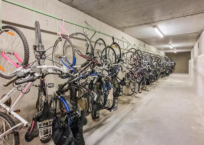 Appartement 2 Bedroom Lovely In *