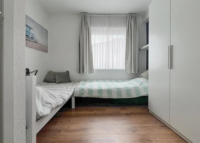 2 Bedroom Lovely In Appartement Ostende