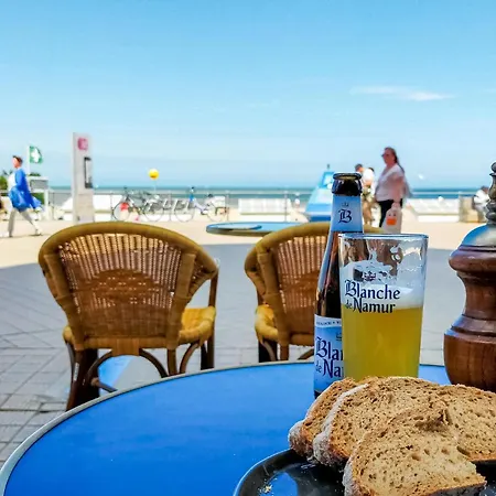 2 Bedroom Lovely In Ostende